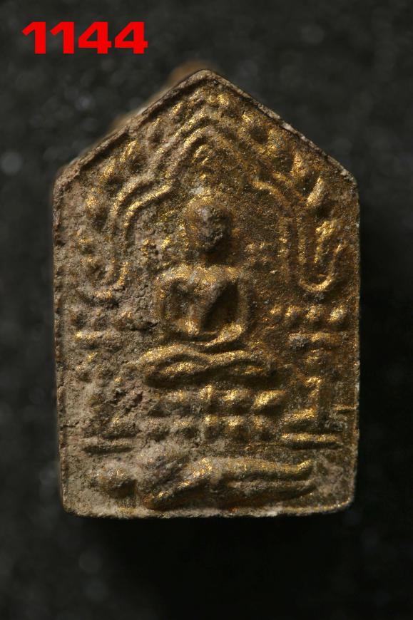 พระขุนแผน ผงพรายกุมาร พิมพ์เล็ก หลวงปู่ทิม วัดละหารไร่ ระยอง (1144)